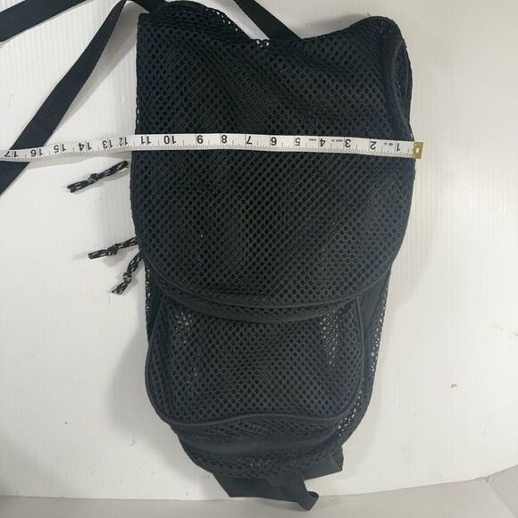 Eastsport® Mesh Backpack, 12 x 5 1/2 x 17 1/2, Black 091074071652 - Picture 5 of 7